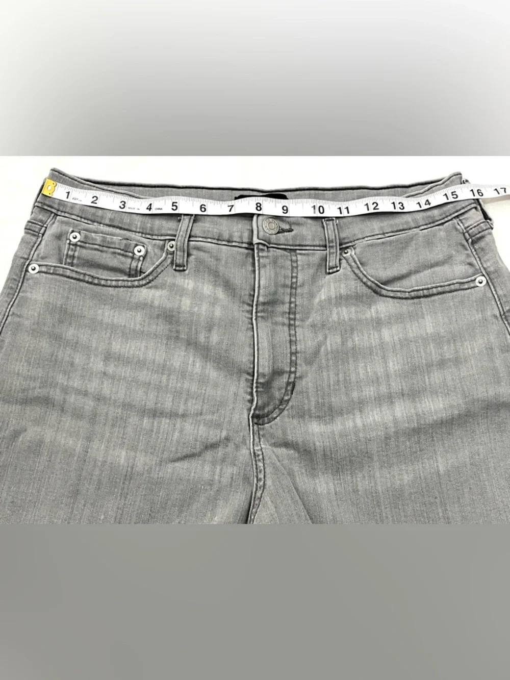 Banana Republic Women’s Light Gray Denim Shorts Plus Size 14